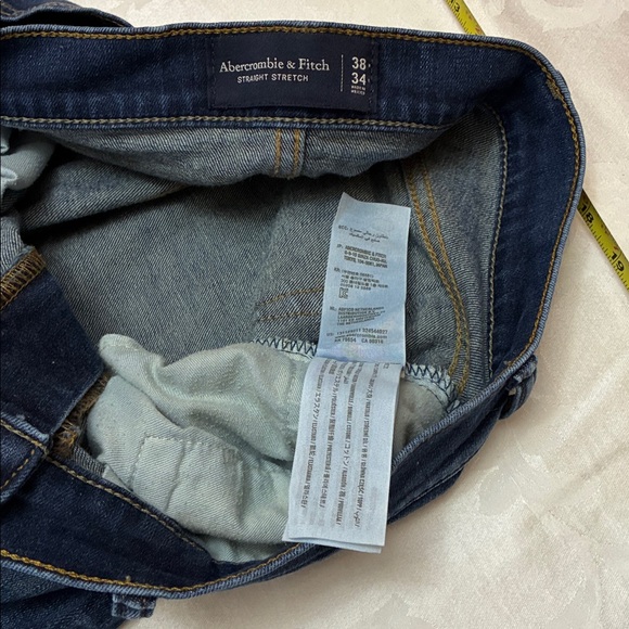 Men’s Abercrombie & Fitch Cross USA Flag Patched Distressed Blue Jeans, 38x34 - Picture 11 of 12